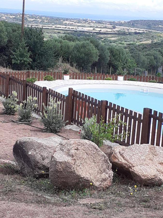 Agriturismo Gli Olivastri -Appartamento Bel Vedere Con Piscina ,Solarium E Vista Mare,Climatizzatore ,Wifi Aglientu Exteriör bild